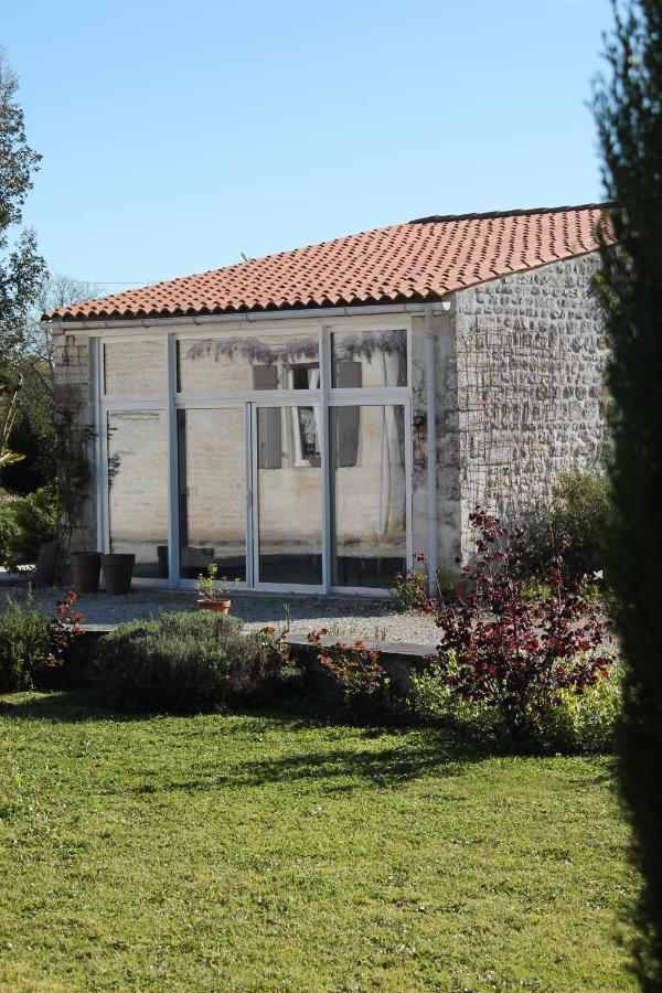 A L'Oree Du Bois Retaud Exterior photo