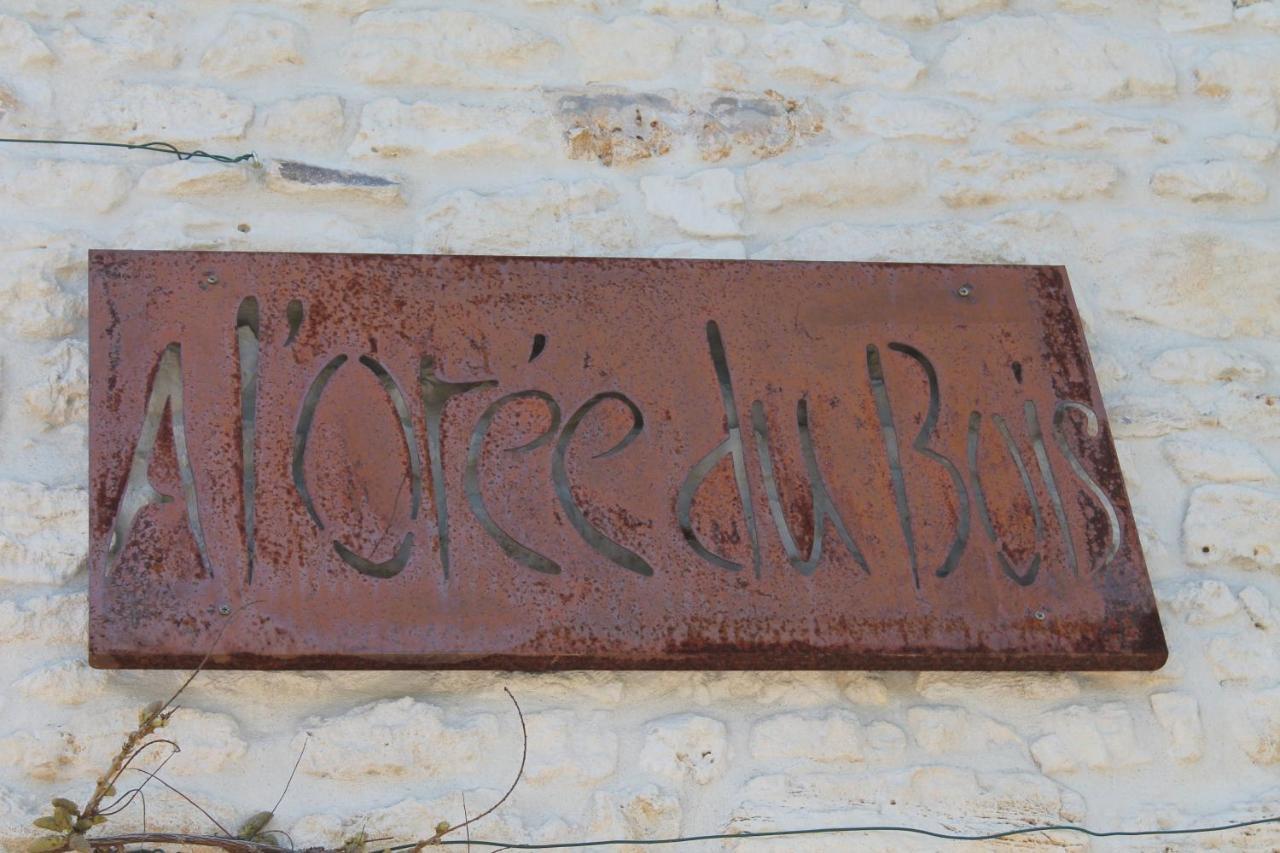 A L'Oree Du Bois Retaud Exterior photo